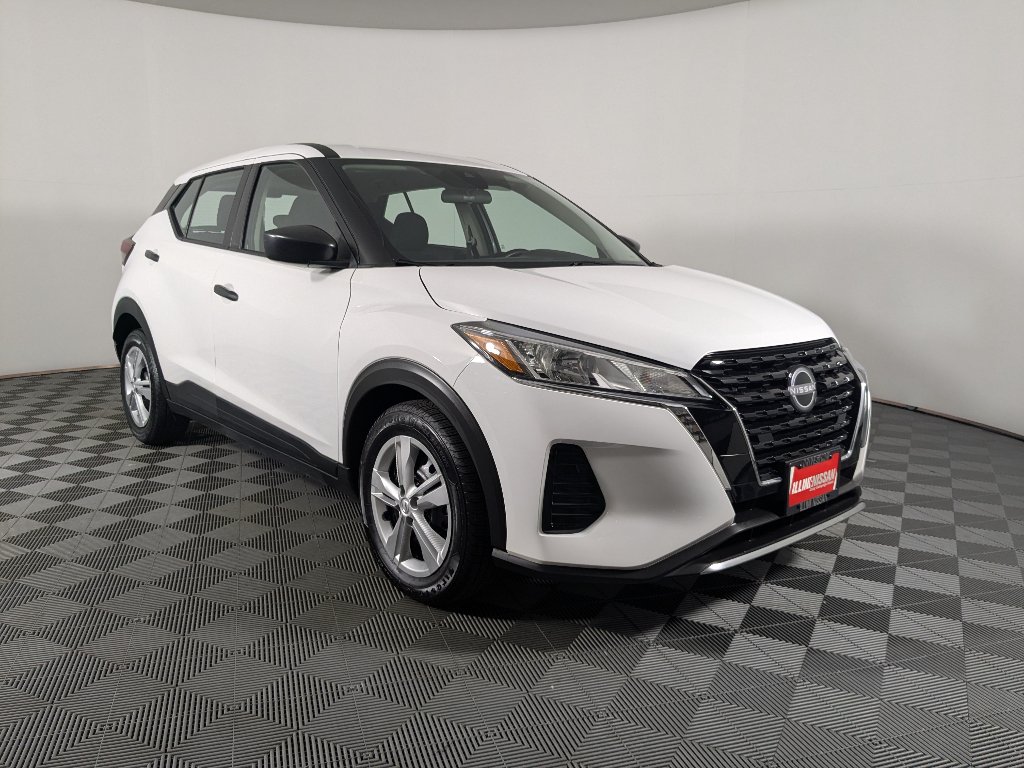2023 Nissan Kicks S