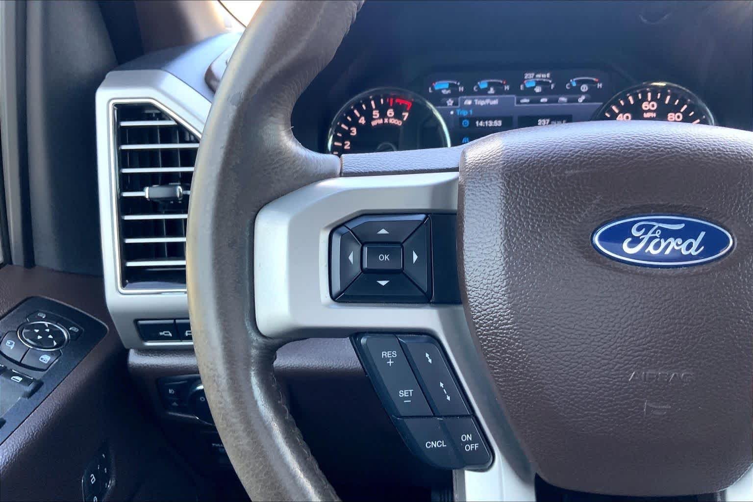 Used 2019 Agate Black Metallic Ford King Ranch image 24