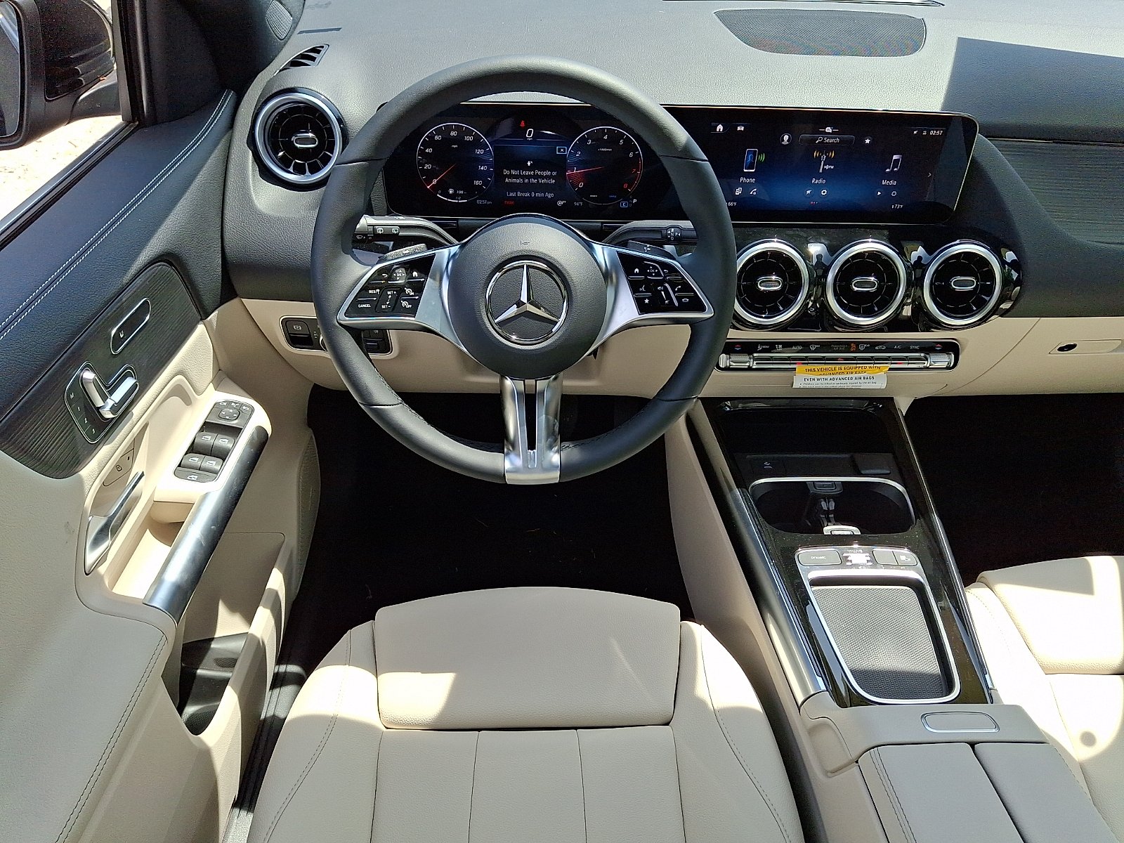 New 2026 Night Black Mercedes-Benz GLA 250 image 9