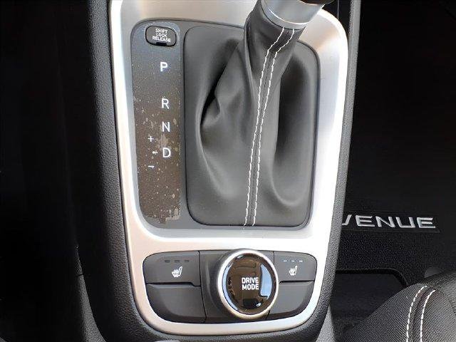 New 2026 Gray Hyundai SEL image 16