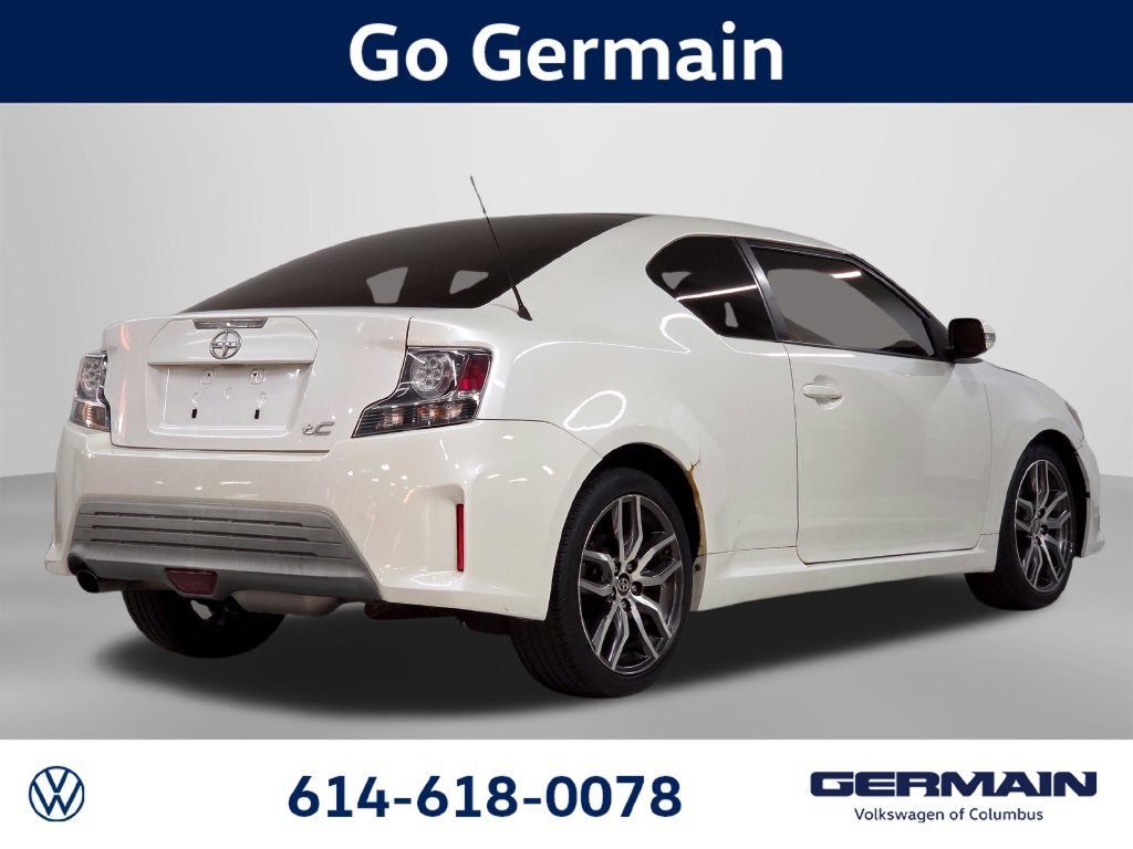 Used 2015 White Scion Base image 8