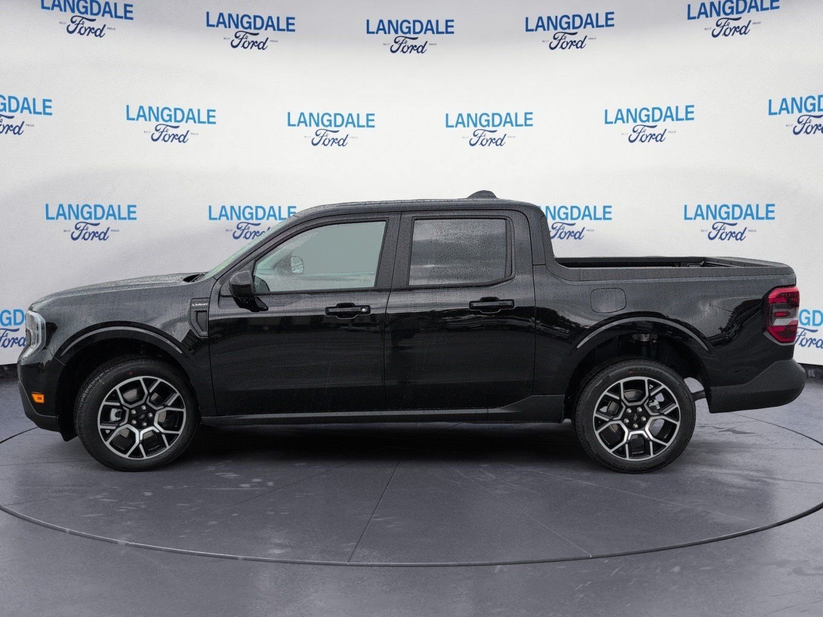 New 2026 Shadow Black Ford Lariat image 10