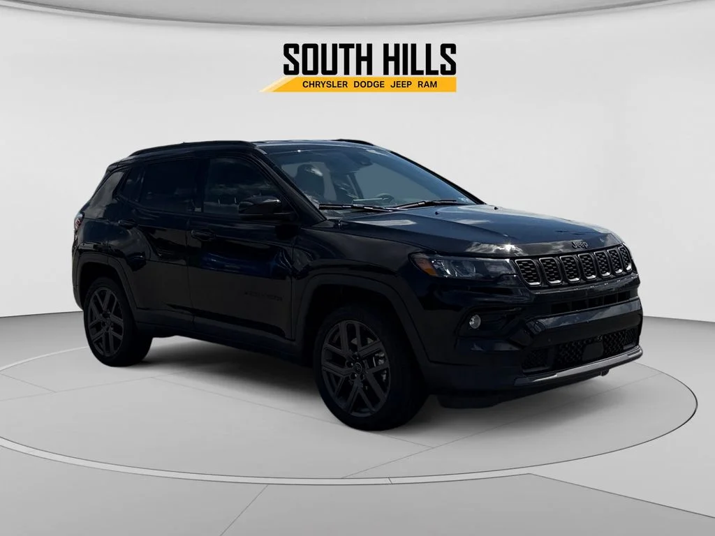 New 2026 Diamond Black Crystal Pearl-Coat Exterior Paint Jeep Limited image 7