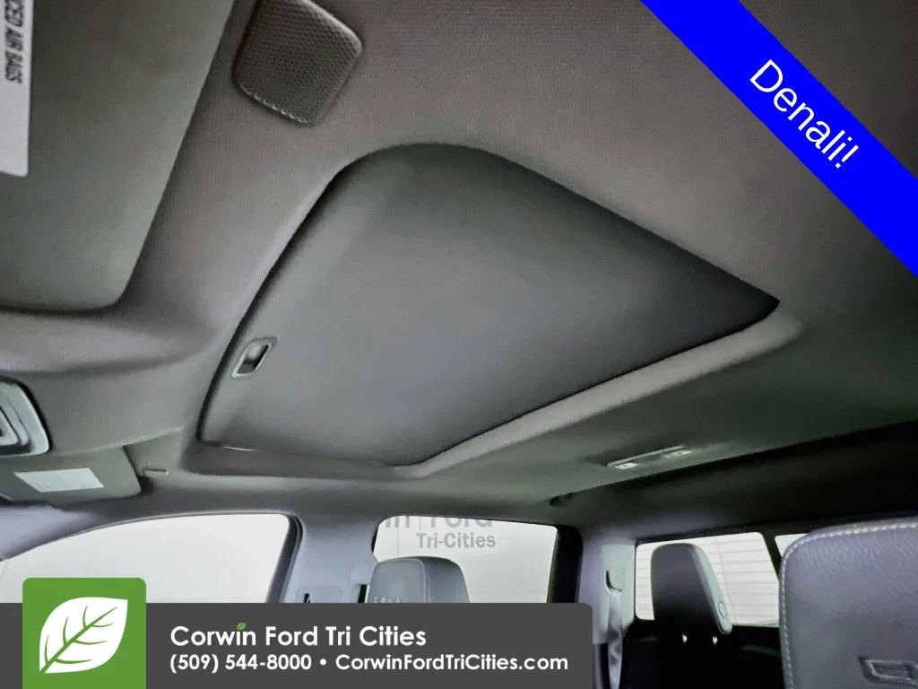 Used 2021 Onyx Black GMC Denali image 25