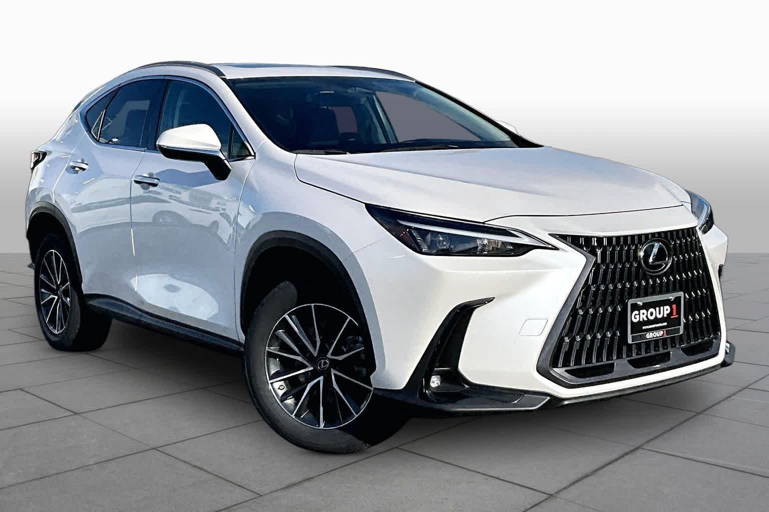 Used 2023 Eminent White Pearl Lexus  image 3