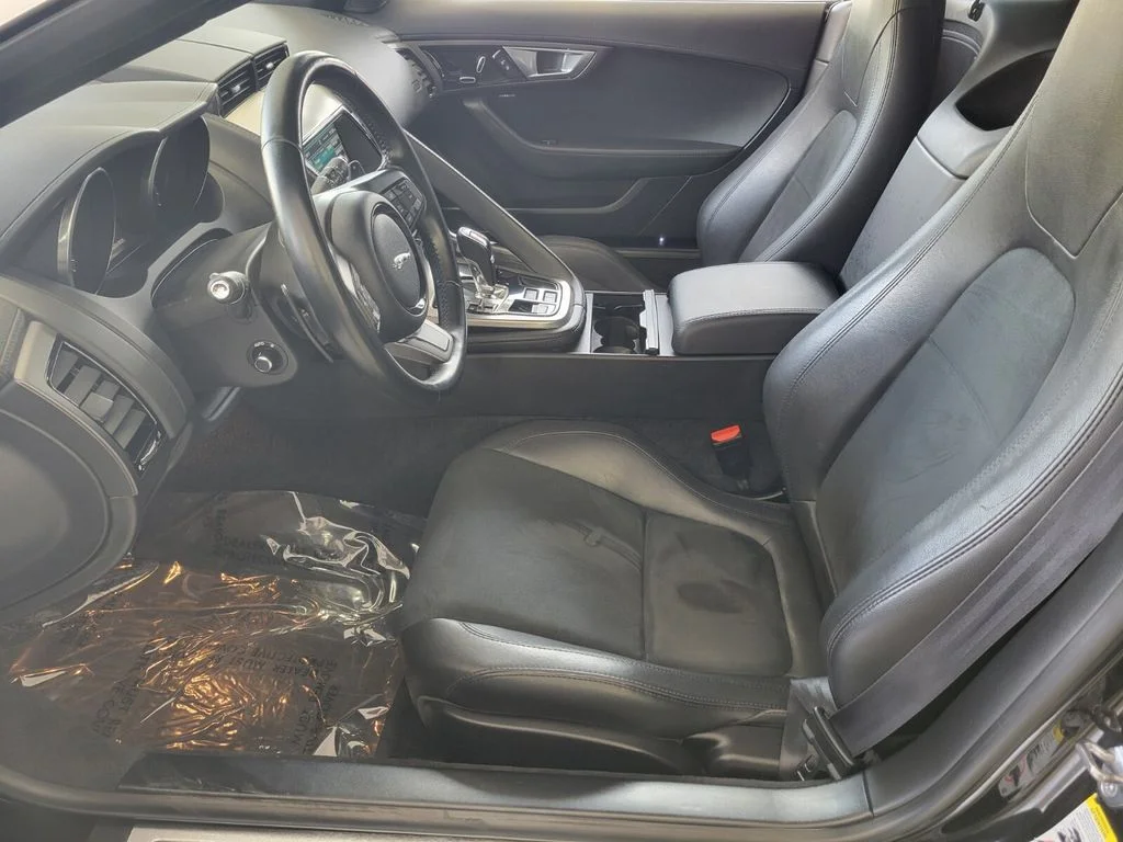 Used 2017 Black Jaguar Base image 10