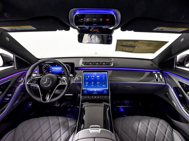 New 2026 MANUFAKTUR Graphite Metallic Mercedes-Benz S 580 image 49