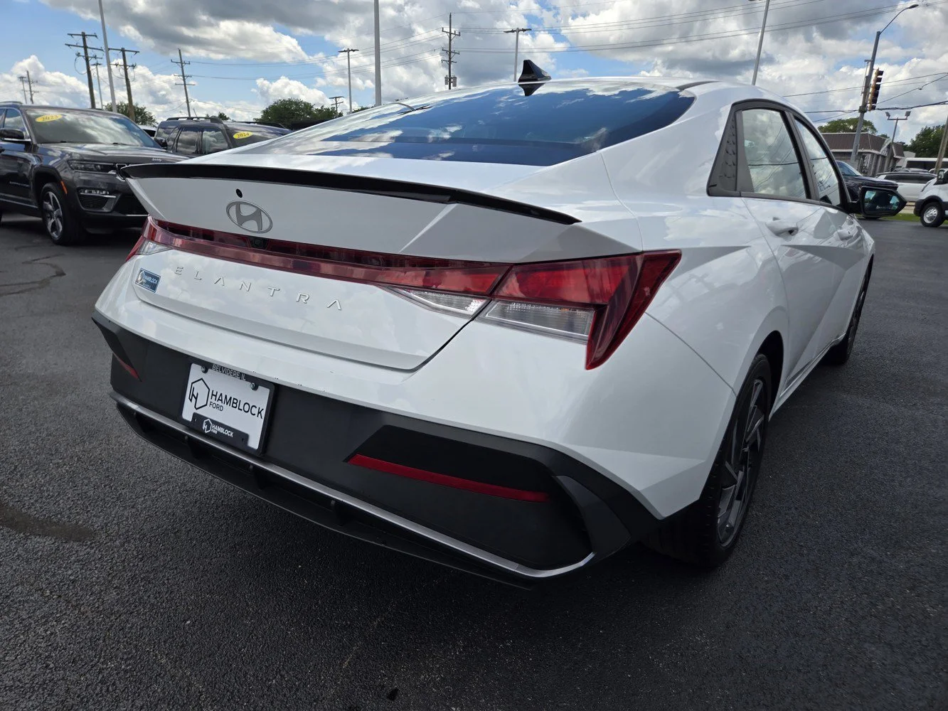 Used 2025 Serenity White Hyundai SEL Sport image 38