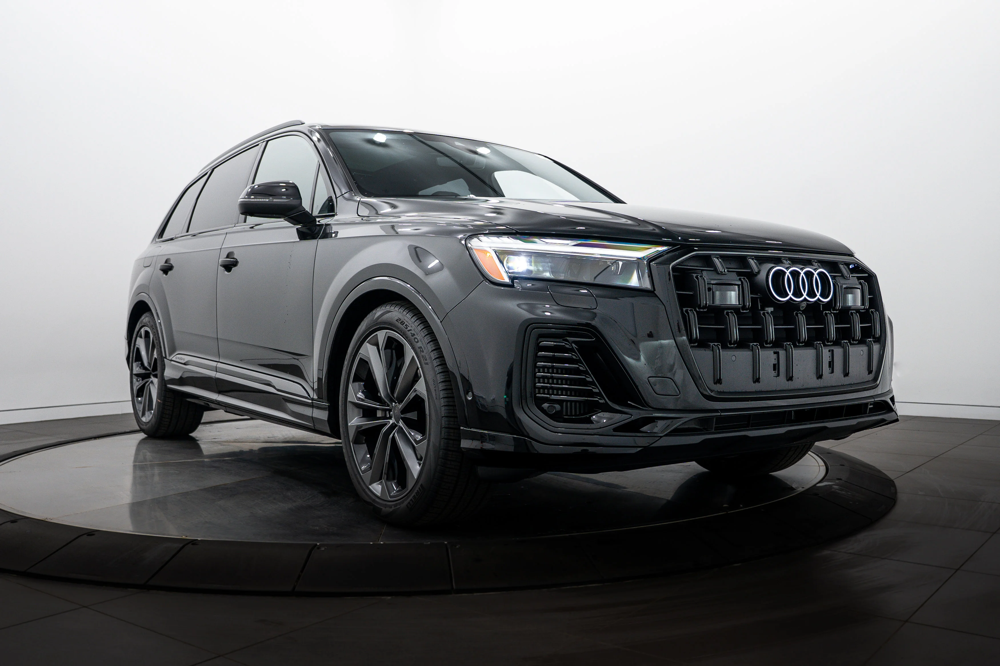 2026 Audi Q7 55 Premium Plus quattro Tiptronic's photo