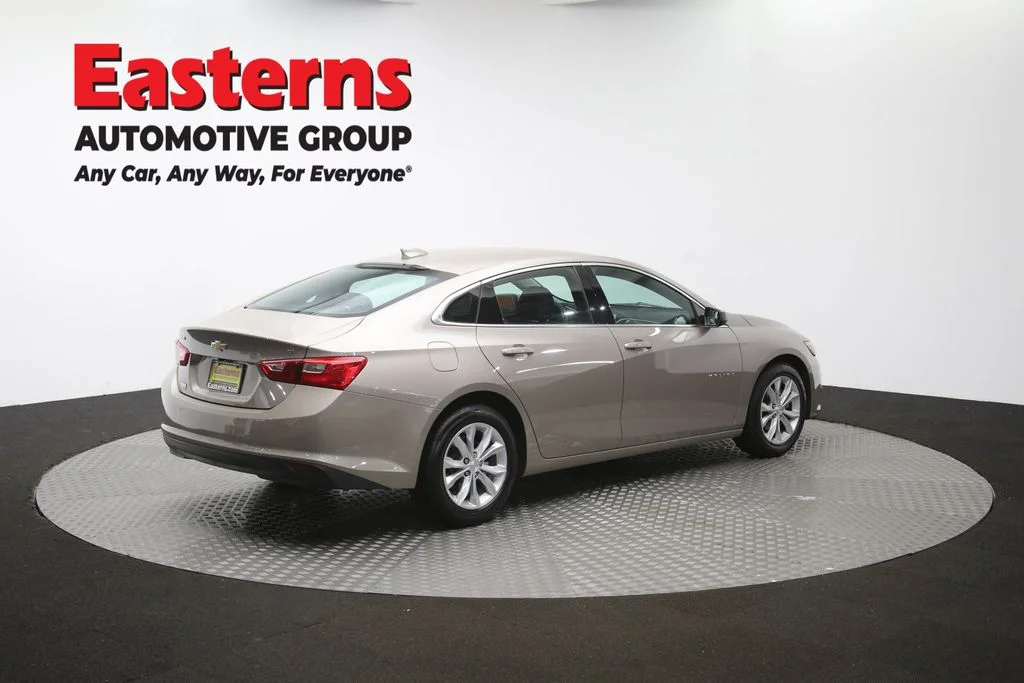 Used 2025 Gray Chevrolet LT image 41