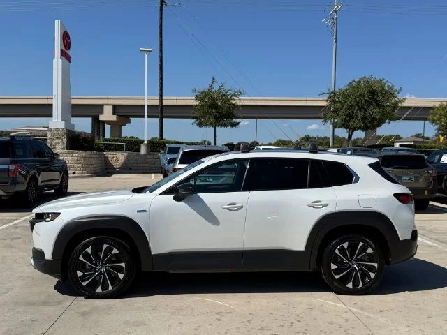 Used 2025 Pearl Mazda Premium Plus image 10