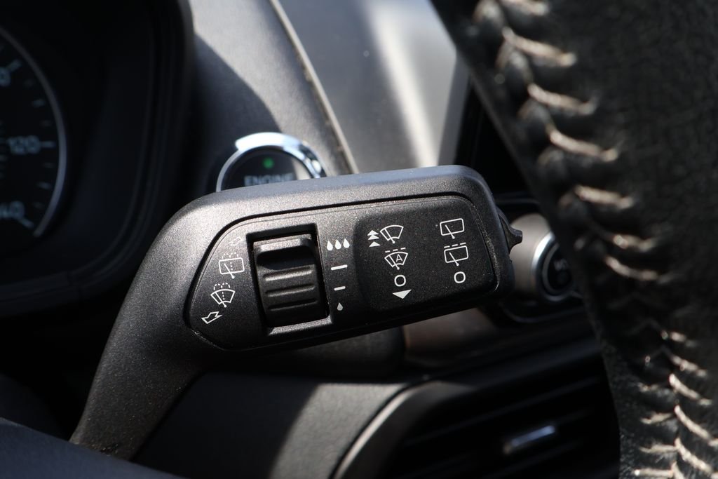 Used 2022 Silver Ford SES image 24