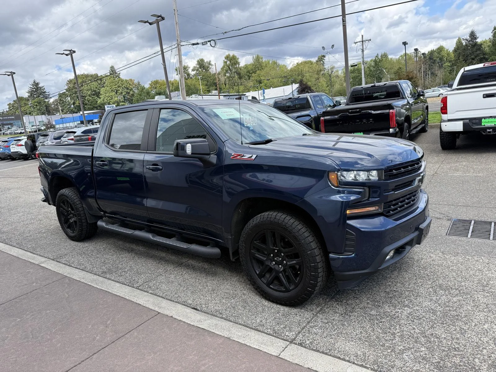 Used 2022 Northsky Blue Metallic Chevrolet RST image 8
