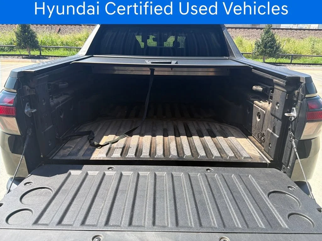 Certified Pre-Owned 2025 Hyundai Santa Cruz Limited