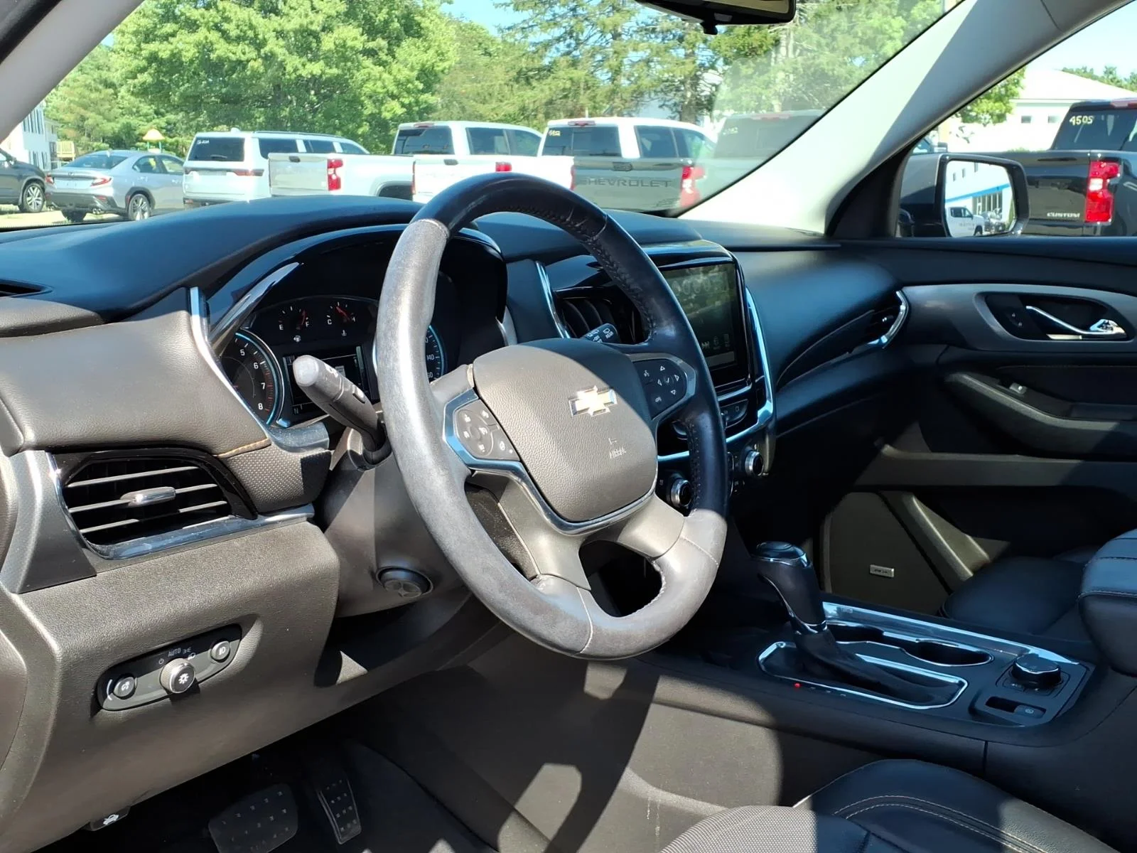 2018 Chevrolet Traverse Premier - Photo 11