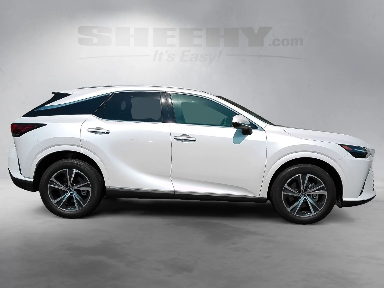 Used 2026 White Lexus 350 Premium image 9