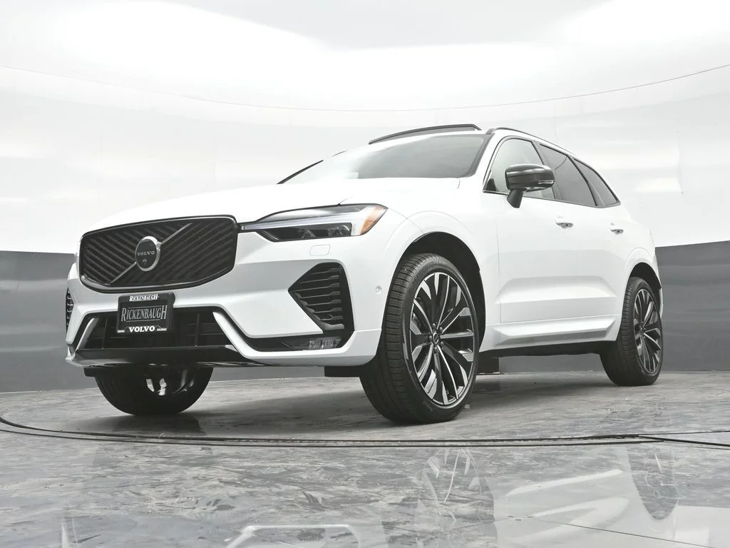 Used 2026 Crystal White Volvo Ultra image 25