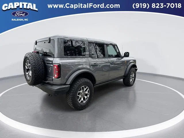 Used 2025 Gray Ford Badlands image 8
