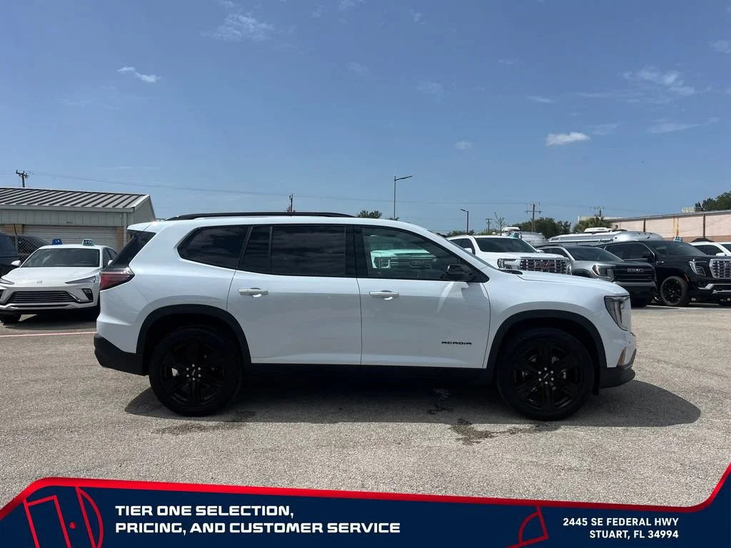 New 2026 Glacier White Tricoat GMC Elevation image 8
