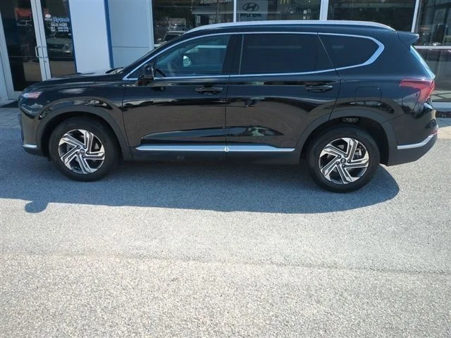Used 2022 Black Hyundai SEL image 4