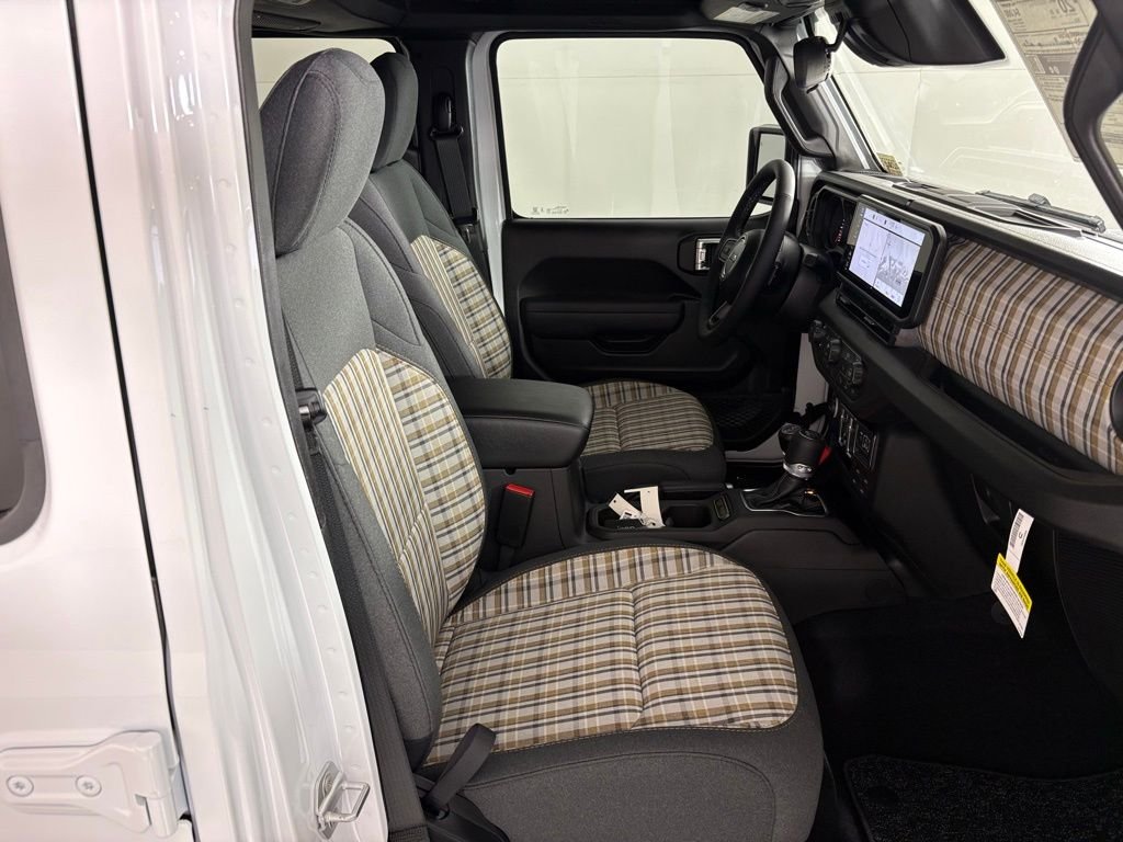 New 2026 Bright White Clear-Coat Exterior Paint Jeep Sport image 42