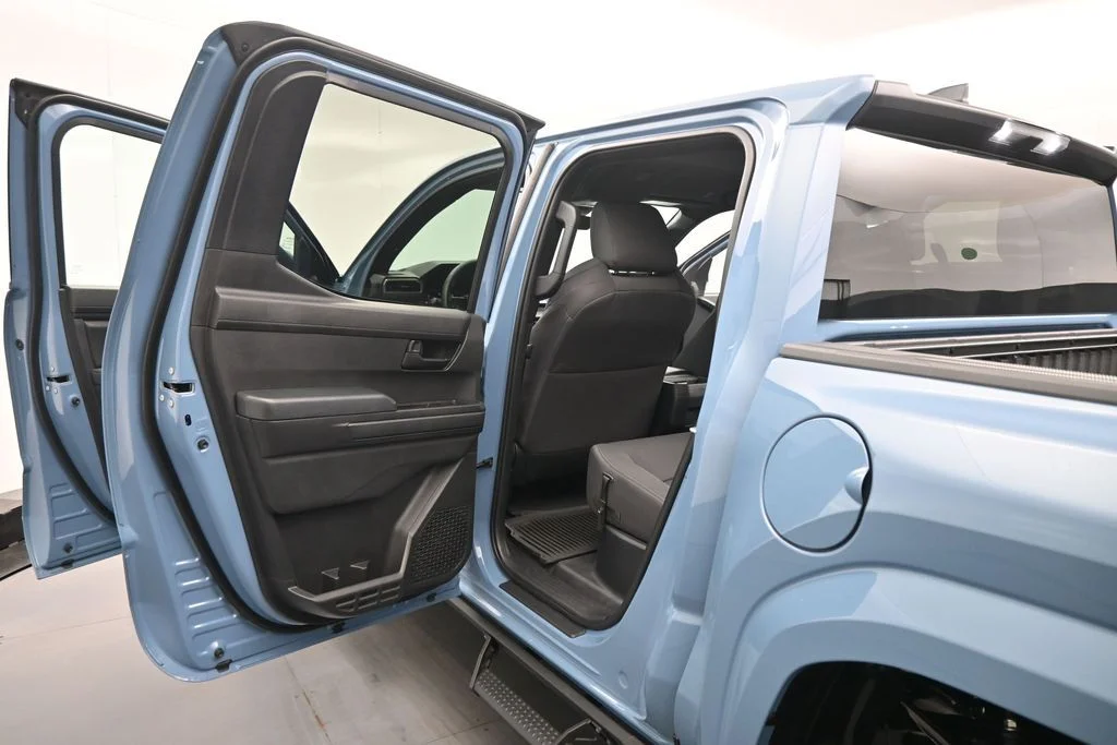 Used 2026 Blue Toyota SR5 image 16