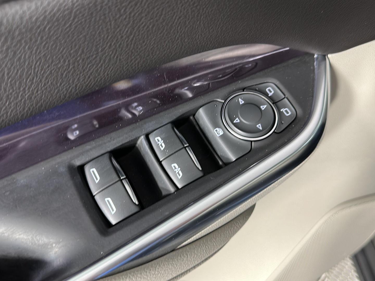 Used 2022 Stellar Black Metallic Cadillac AWD Luxury image 8