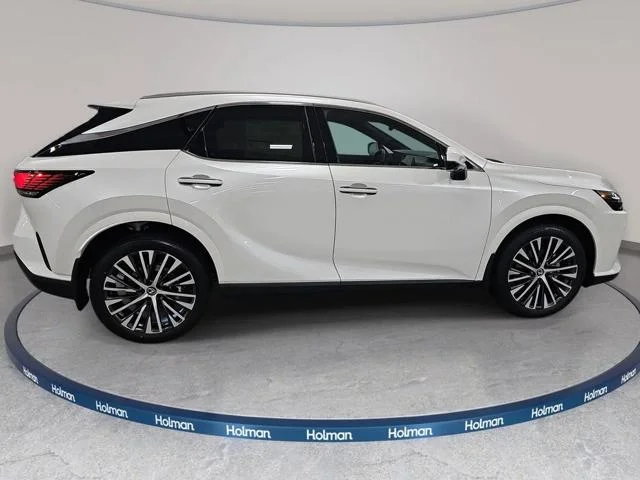 New 2026 Eminent White Pearl Lexus PREMIUM PLUS image 11