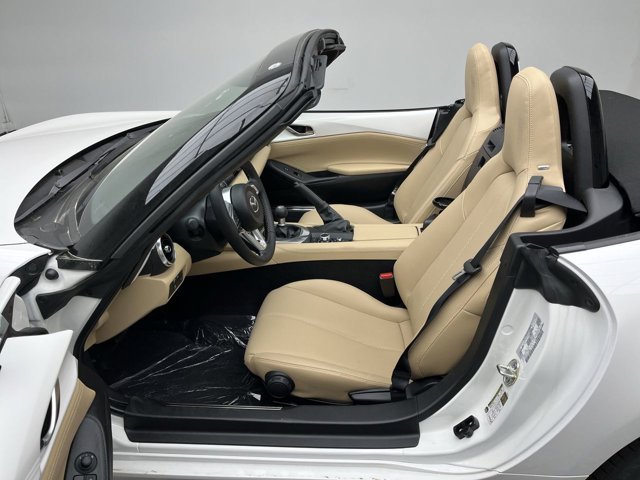 New 2026 Snowflake White Pearl Mazda Grand Touring image 3