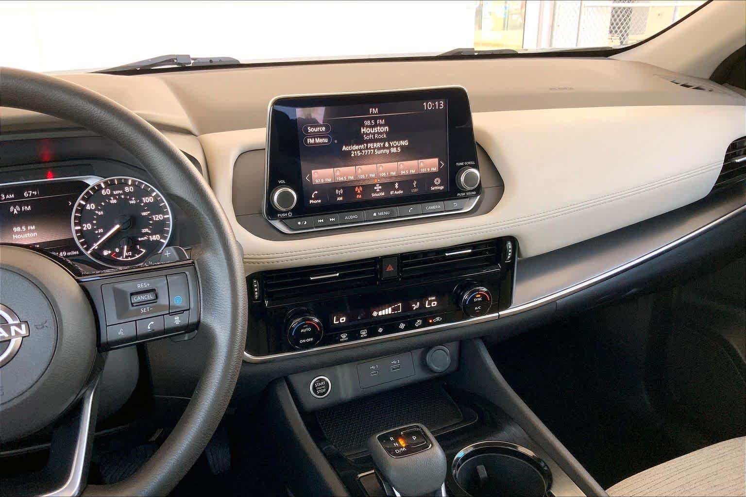 2022 Nissan Rogue SV - Photo 7