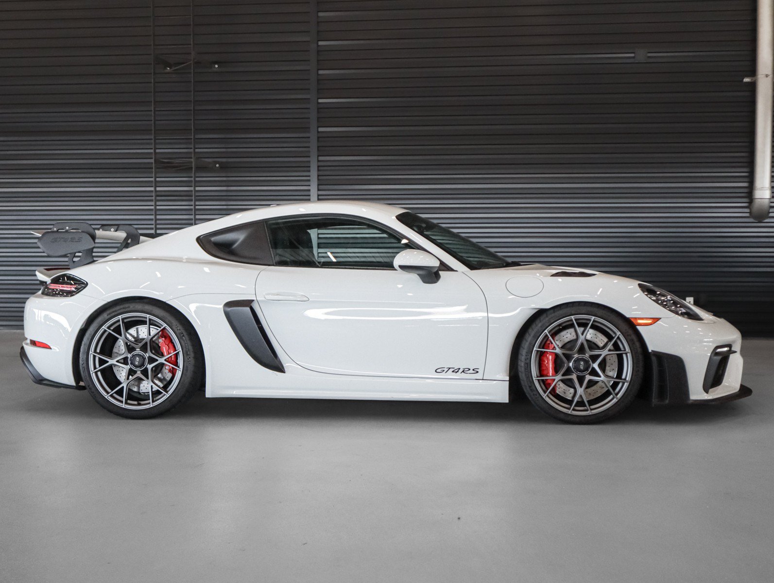 Used 2025 White Porsche GT4 RS image 11