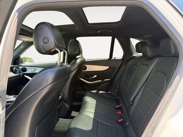 Used 2019 Polar White Mercedes-Benz GLC 300 image 13