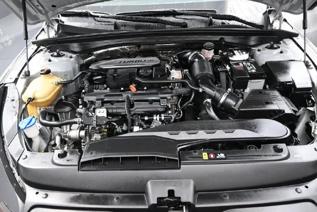 Used 2022 Gray Kia GT-Line image 28