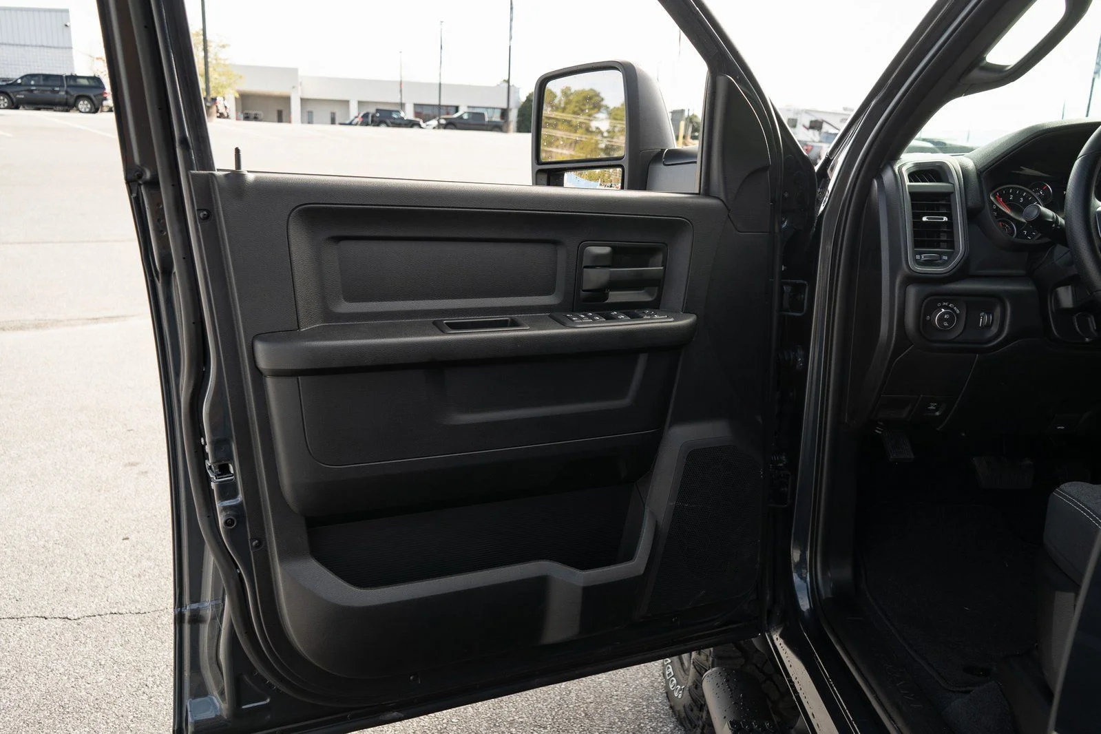 New 2026 Forged Blue Metallic RAM Tradesman image 16