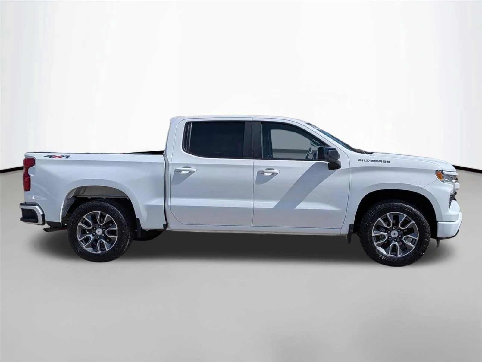 Used 2023 Summit White Chevrolet RST image 6