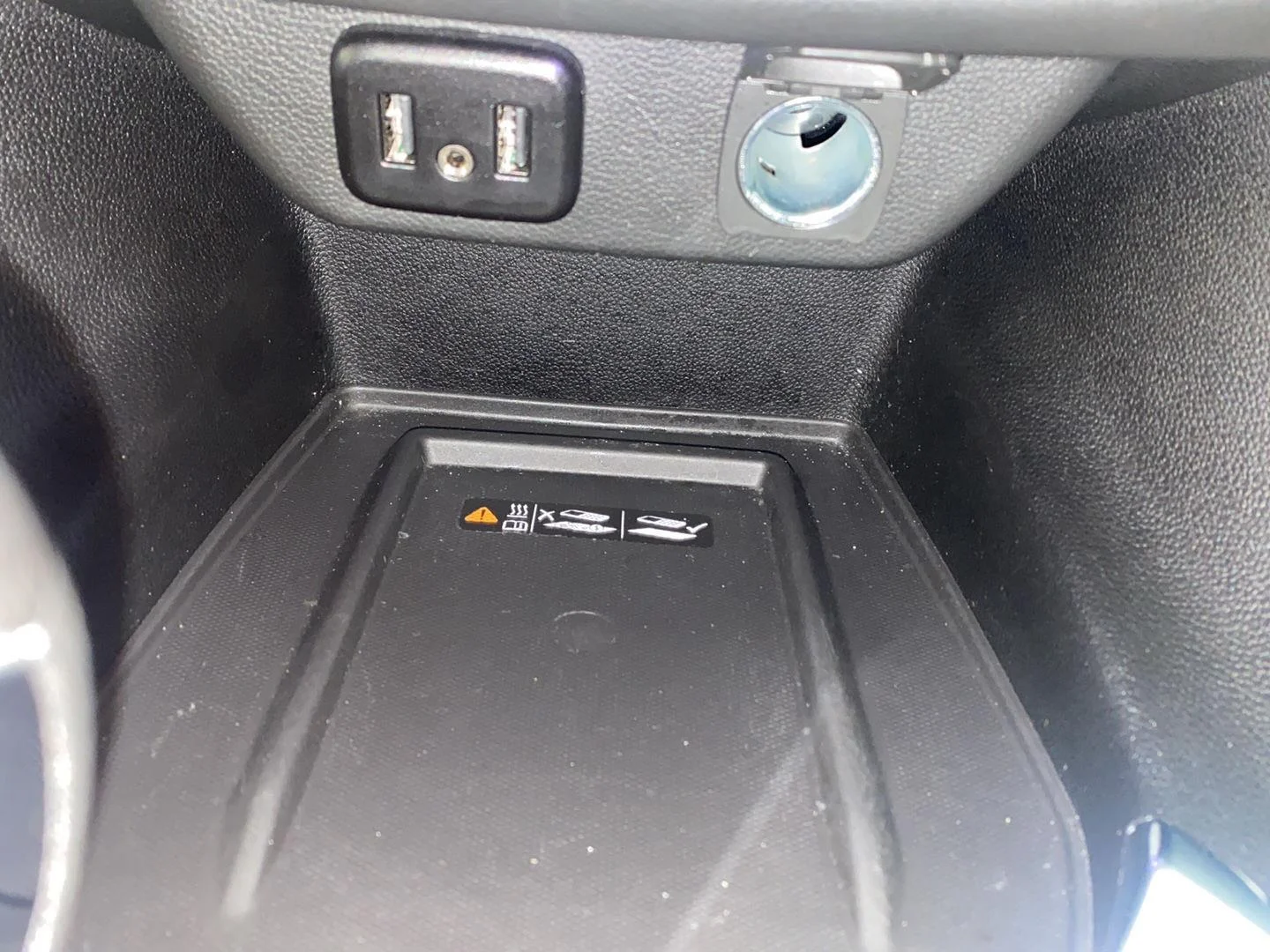 Used 2024 Sterling Gray Metallic Chevrolet LT Cloth image 20