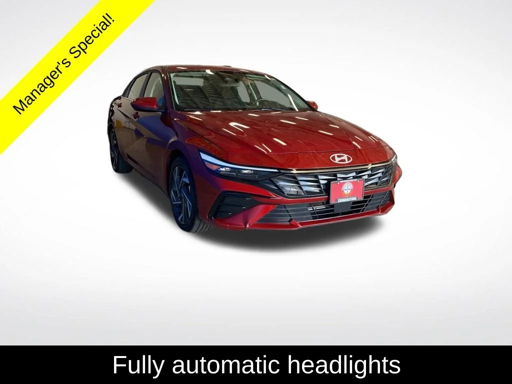 Used 2025 Red Hyundai SEL Convenience image 17