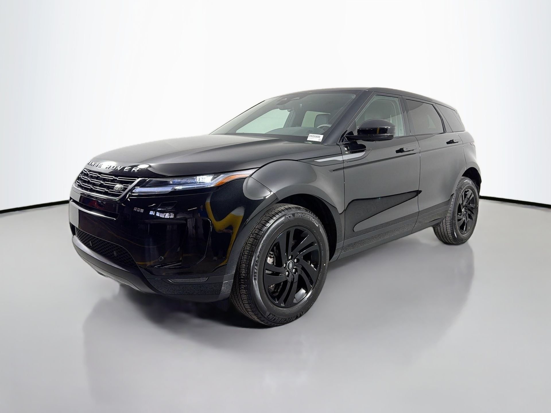 2025 Land Rover Range Rover Evoque S's photo