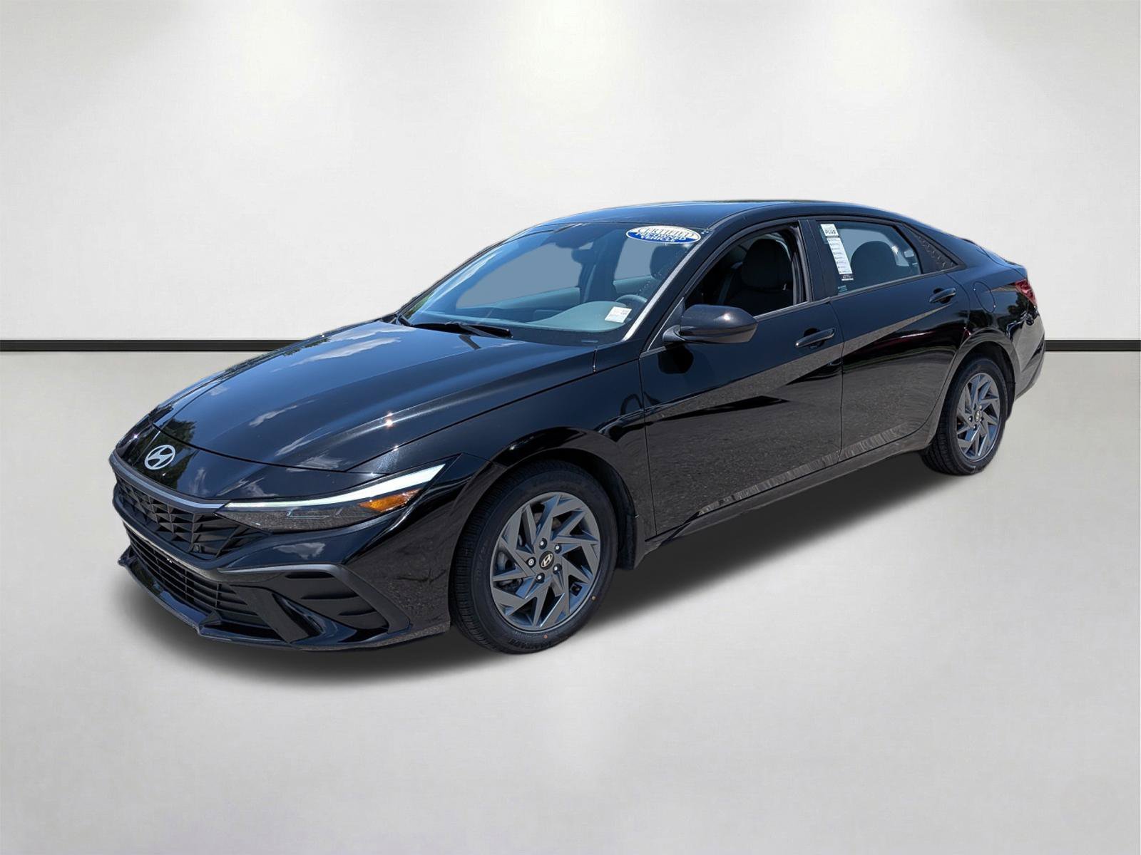 2024 Hyundai Elantra SEL - Photo 8