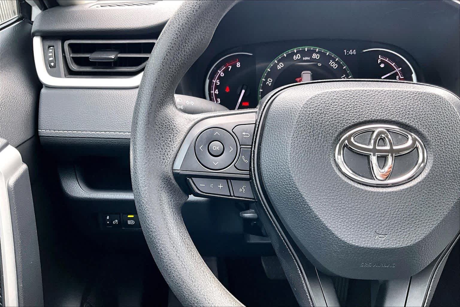 Used 2024 Ice Cap Toyota XLE image 24