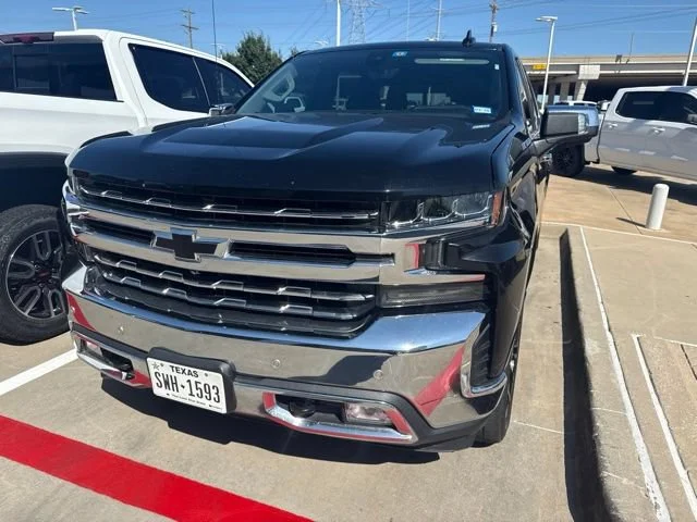 Used 2019 BLACK Chevrolet LTZ image 2