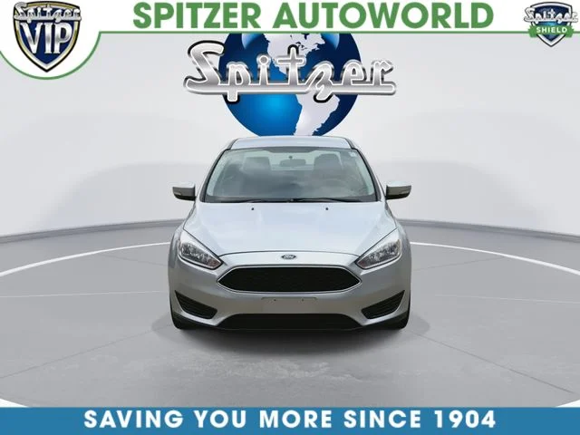 Used 2016 Silver Ford SE image 4