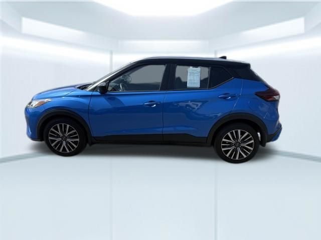Used 2023 Blue Nissan SV image 11
