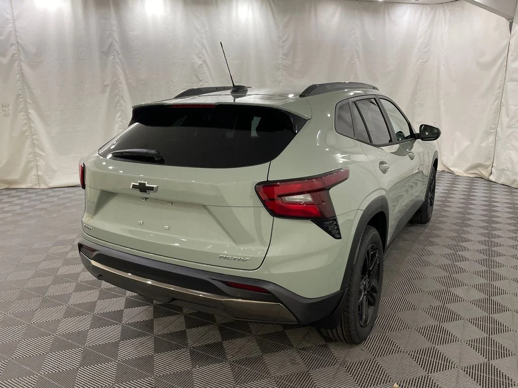 New 2026 Cacti Green Chevrolet ACTIV image 5