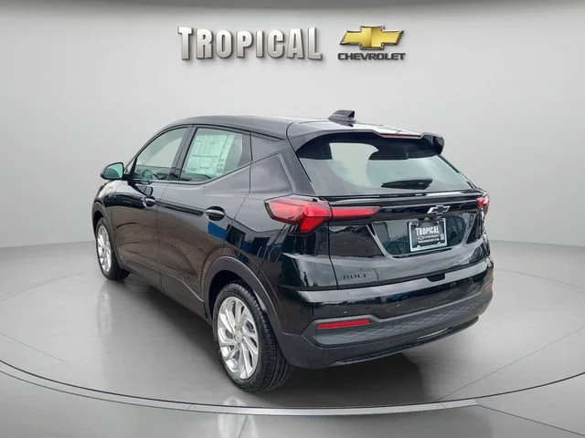 New 2027 Mosaic Black Metallic Chevrolet LT image 2
