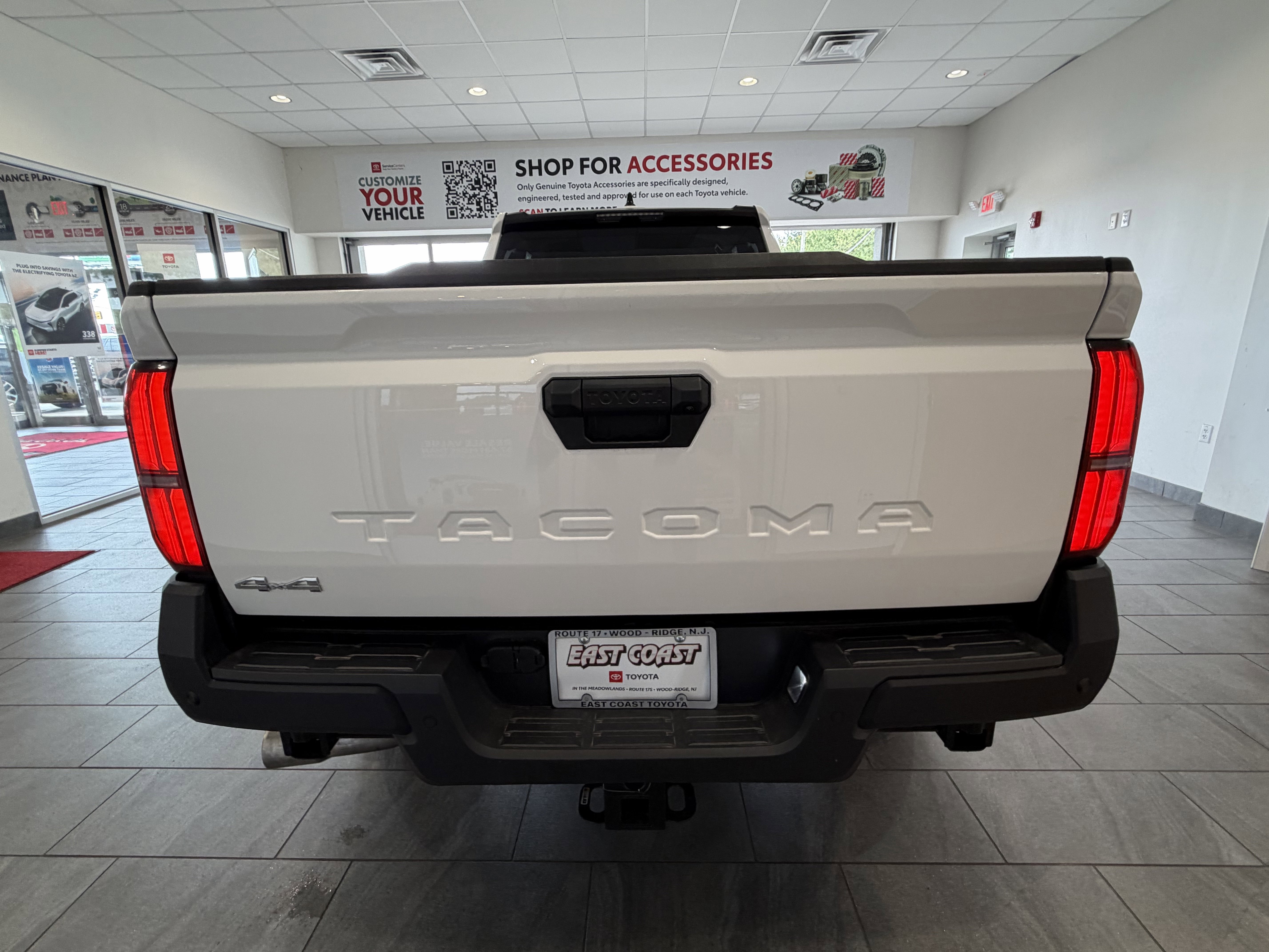2026 Toyota Tacoma SR - Photo 46