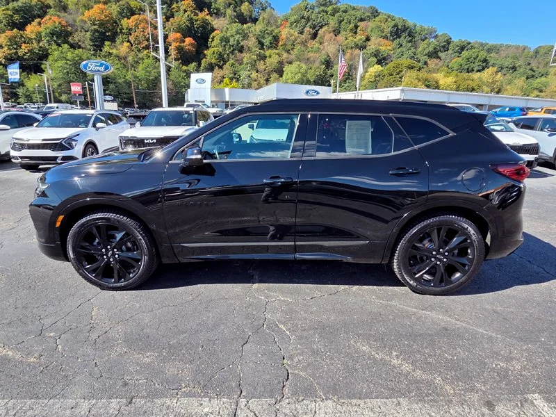 Used 2021 Black Chevrolet RS image 4