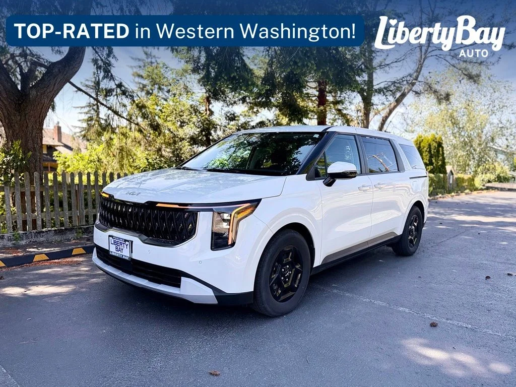 2025 Kia Sedona LX's photo