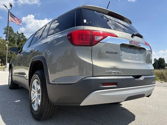 Used 2019 Gray GMC SLE-1 image 19
