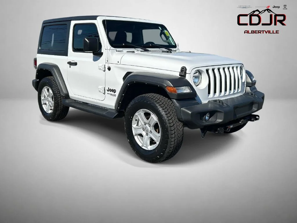 Used 2021 White Jeep Sport S image 1
